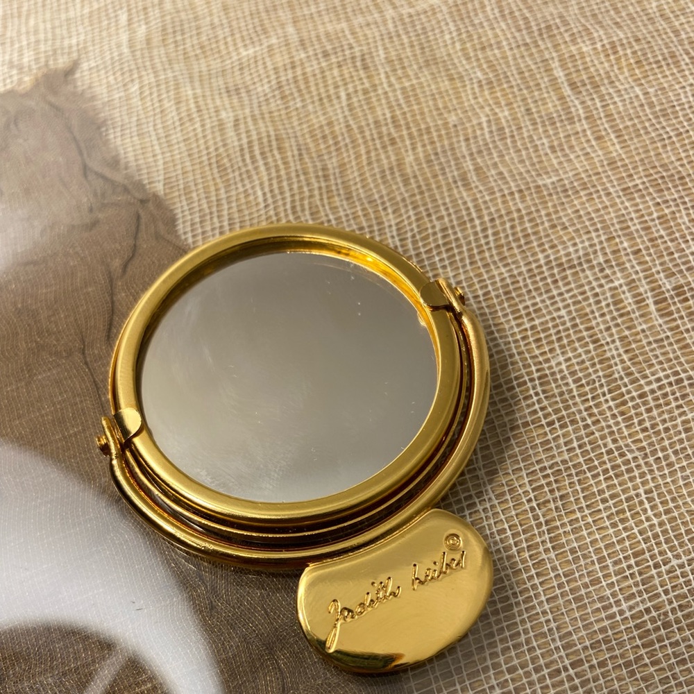 COPY - Judith Leiber Compact Mirror & Comb Set💄